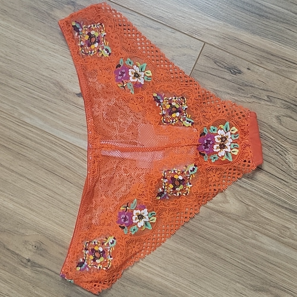 Savage X Fenty Dolled Up Sleep Cami Spiced Orange with Lace Cheeky - Picture 12 of 15